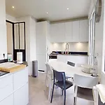 Le Grand Angle Apartment