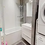 Le Grand Angle Apartment
