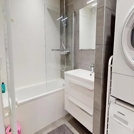 Le Grand Angle Apartment
